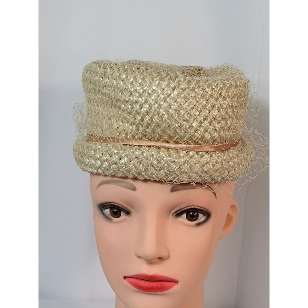 VTG 1940's Ivory Woven Straw Pillbox Hat Women Ribbon Veiled EUC Glam Wedding